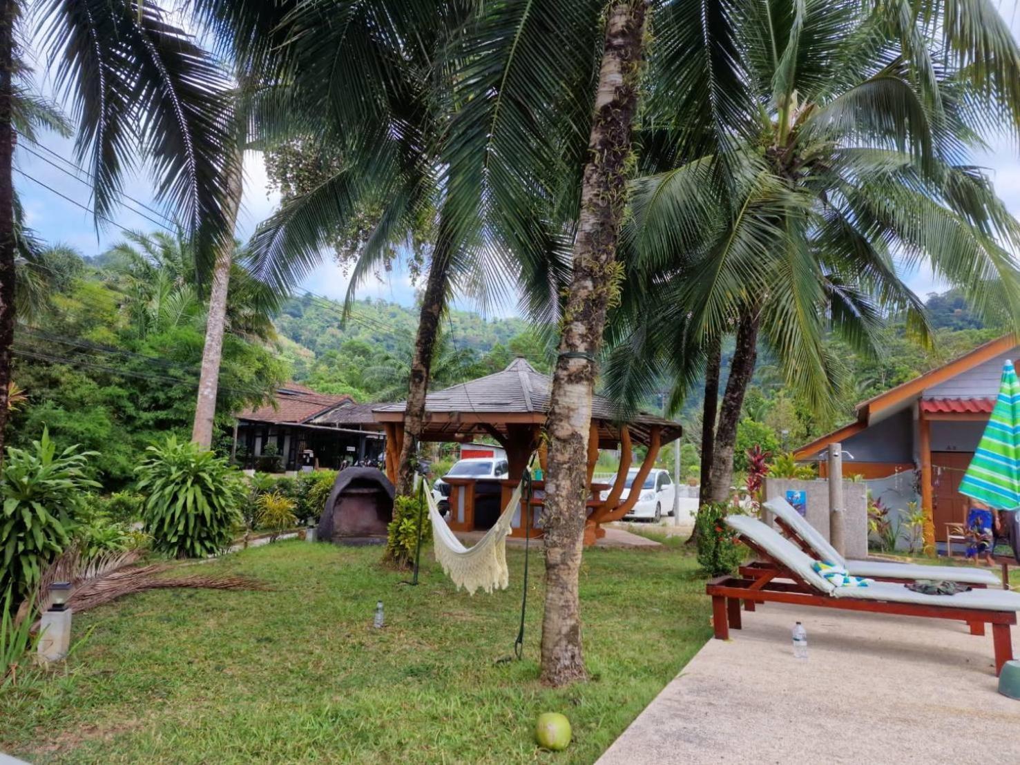 Khaolak Banana Bungalow เขาหลัก ห้อง รูปภาพ