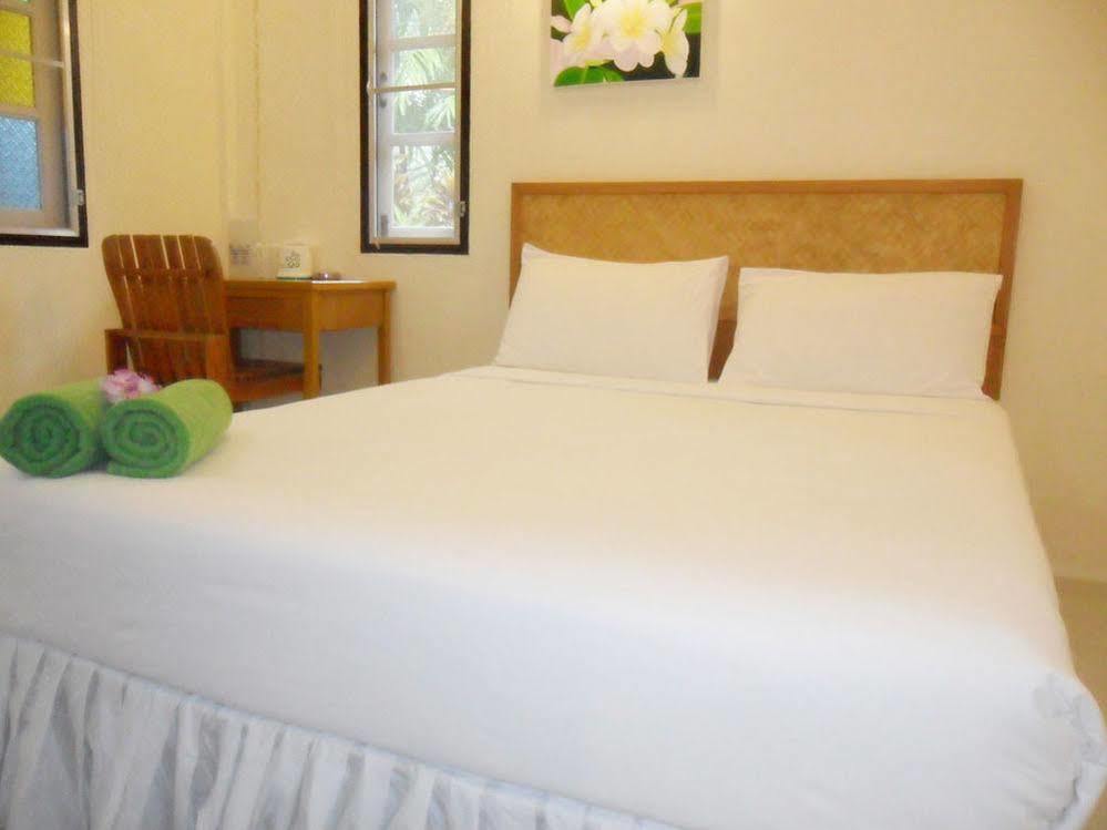 Khaolak Banana Bungalow เขาหลัก ภายนอก รูปภาพ